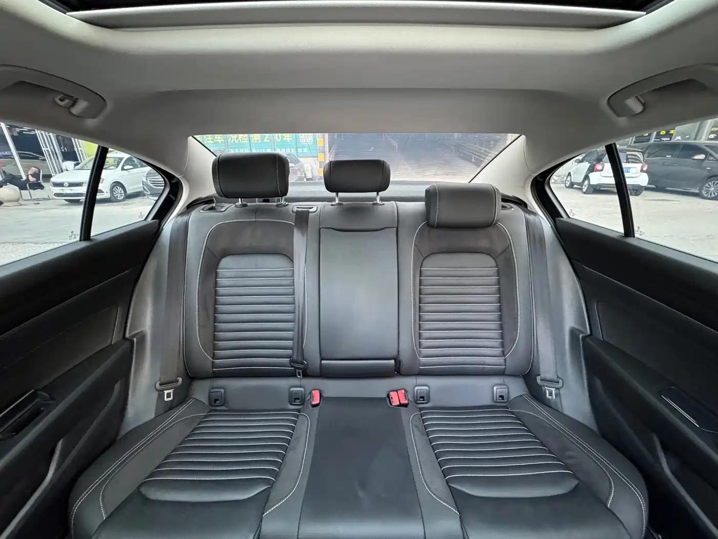 Volkswagen Magotan 2021 330TSI DSG 30th Anniversary Edition фото 18