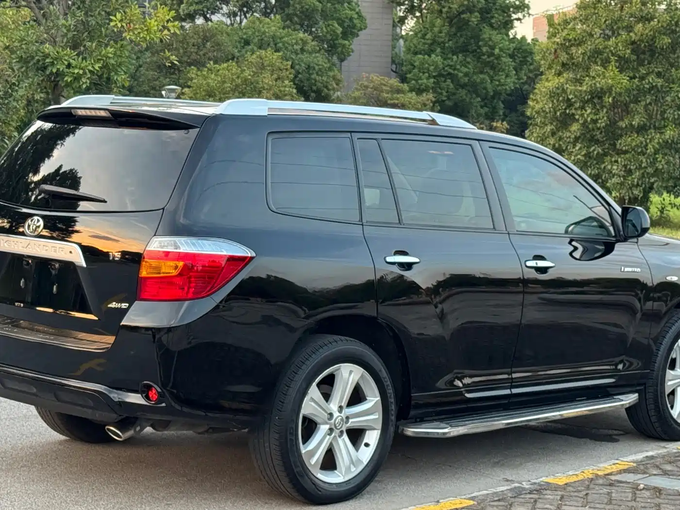 Toyota Highlander 2009 2009 3.5L 4WD 7-seater Premium Edition