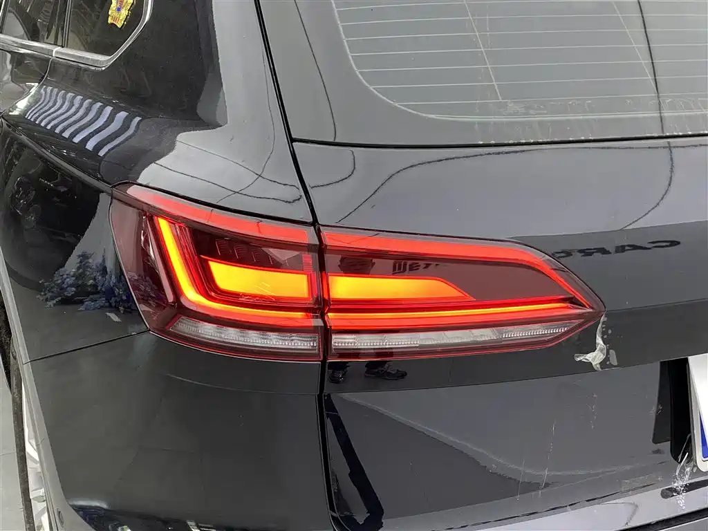 Volkswagen Touareg 2020 2.0TSI Rui Shang Edition China VI фото 12