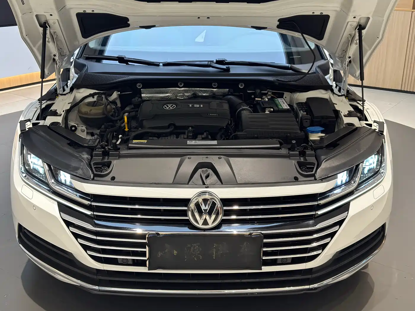 Volkswagen FAW-Volkswagen CC 2019 380TSI Radiance Edition China VI фото 6