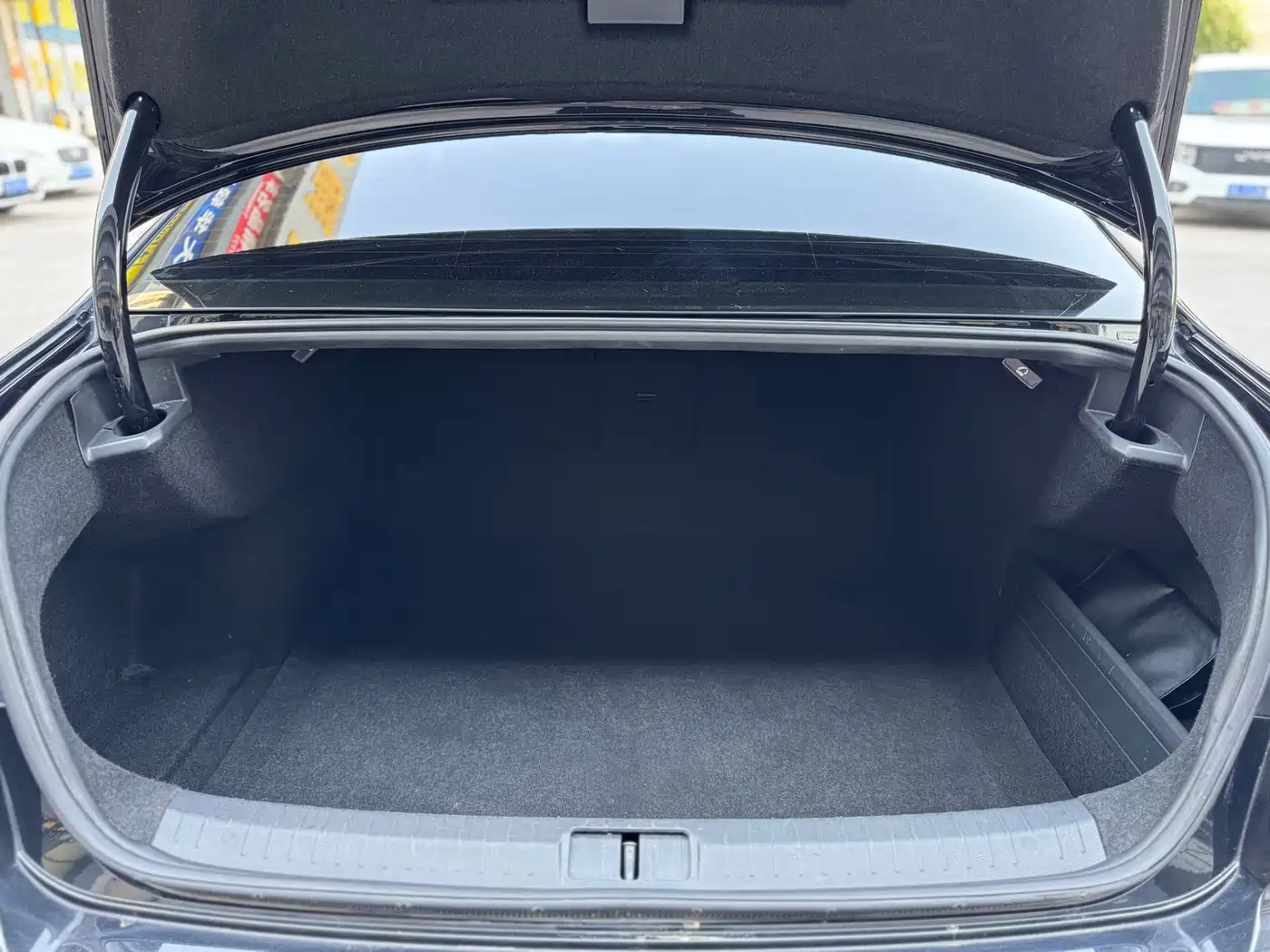 Volkswagen Magotan 2021 330TSI DSG 30th Anniversary Edition фото 20