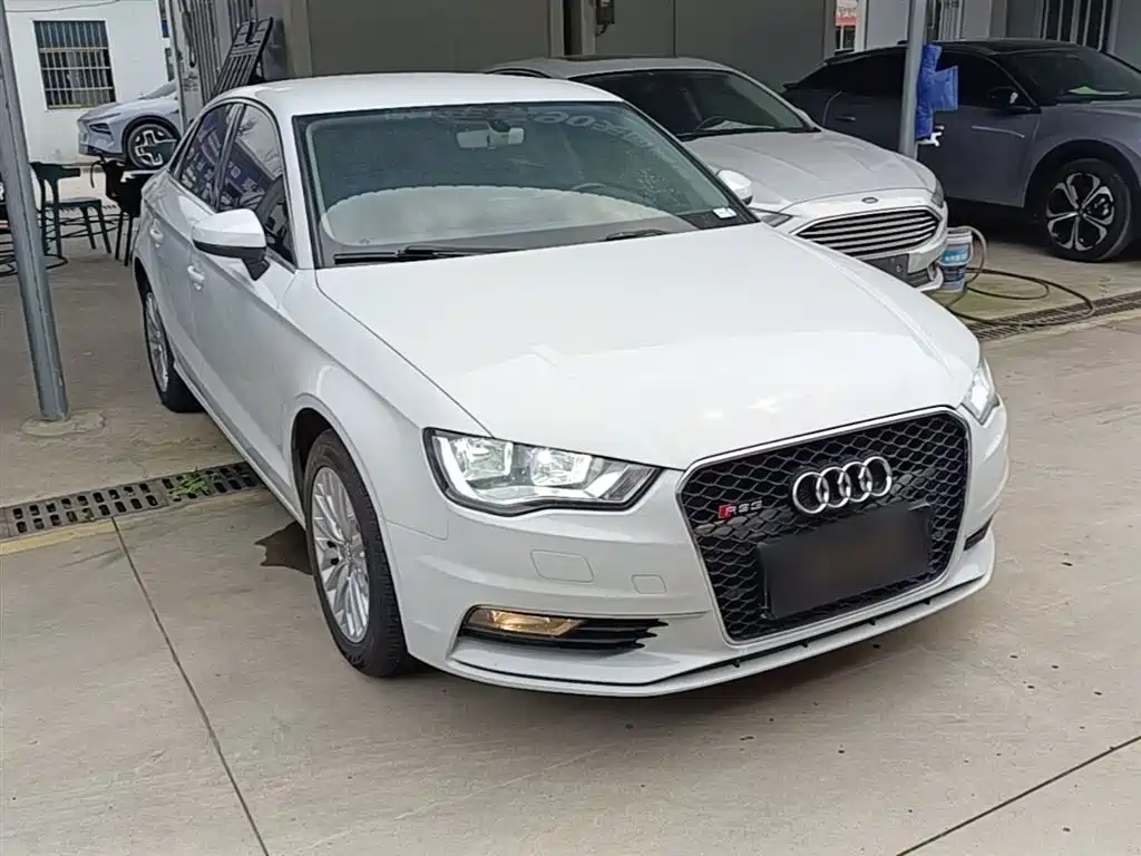 Audi A3 2016 Limousine 35 TFSI Progressive фото 4