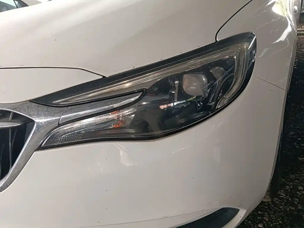Фото 24 - Buick Excelle