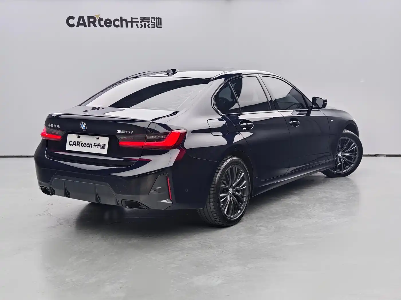 BMW 3 Series 2023 325i M Sport Black Night Package фото 4