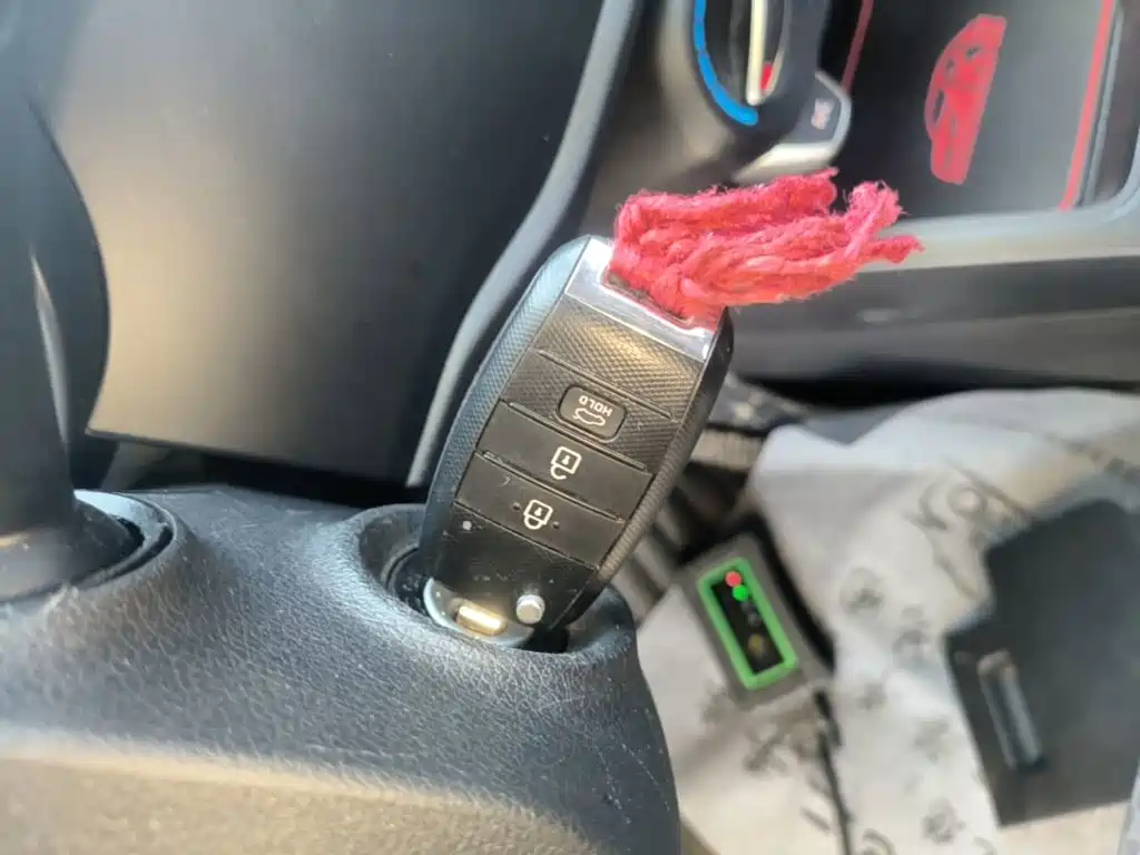 Kia K2 2018 2017 Sedan 1.4L AT GLS