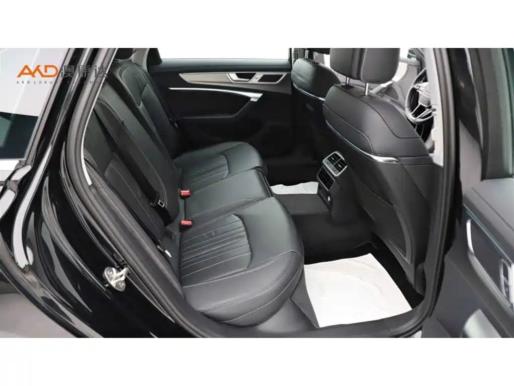 Audi A6L 2023 Facelift 45 TFSI quattro Premium Dynamic фото 8