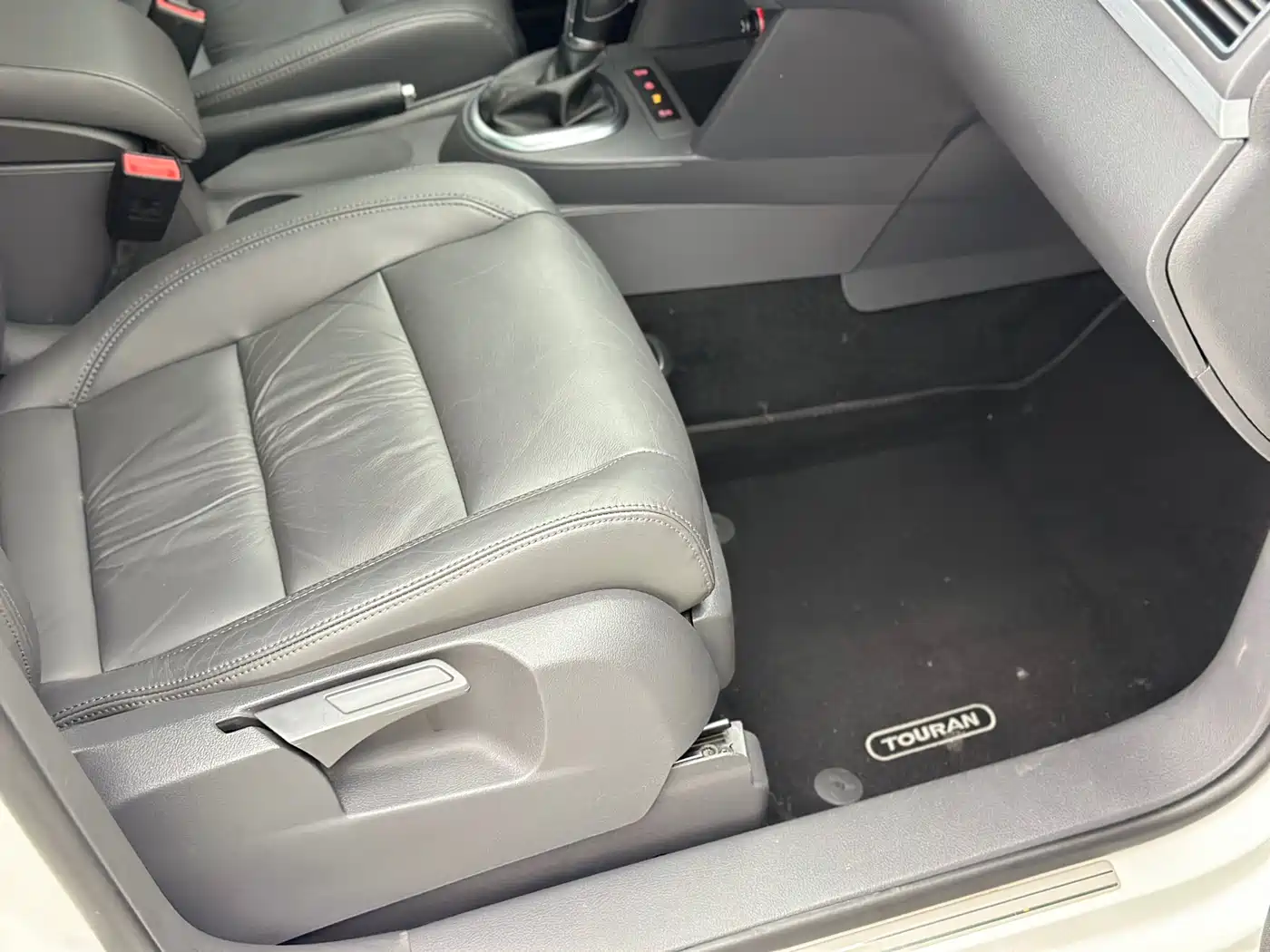 Volkswagen Touran 2015 1.4T DSG Flagship Edition 5-seater фото 37