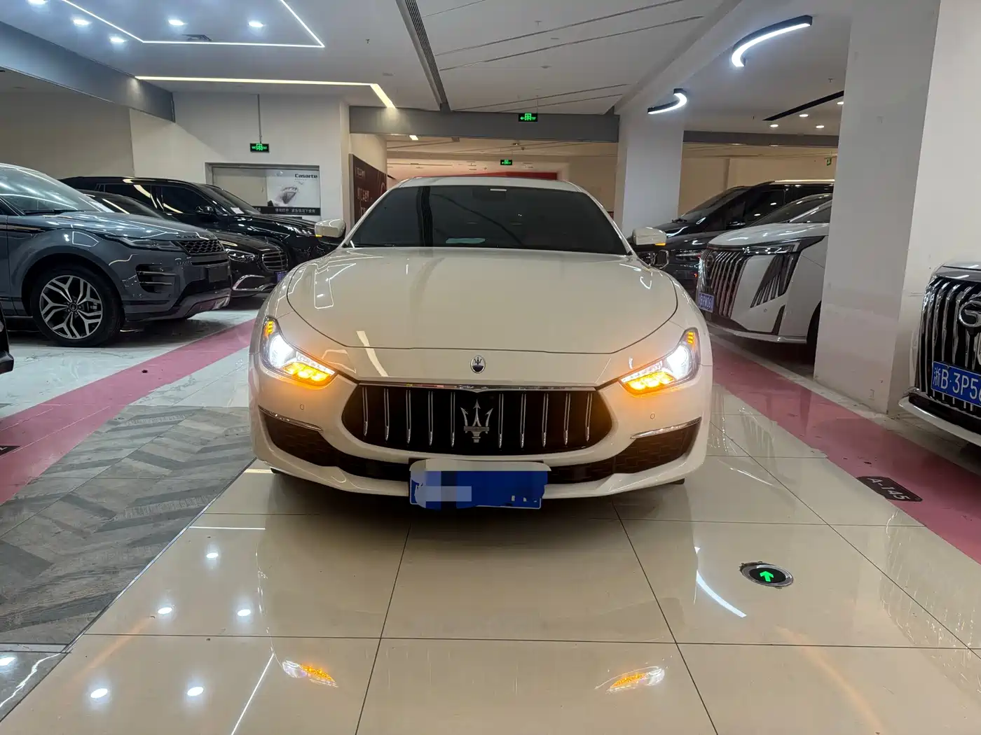 MASERATI GHIBLI