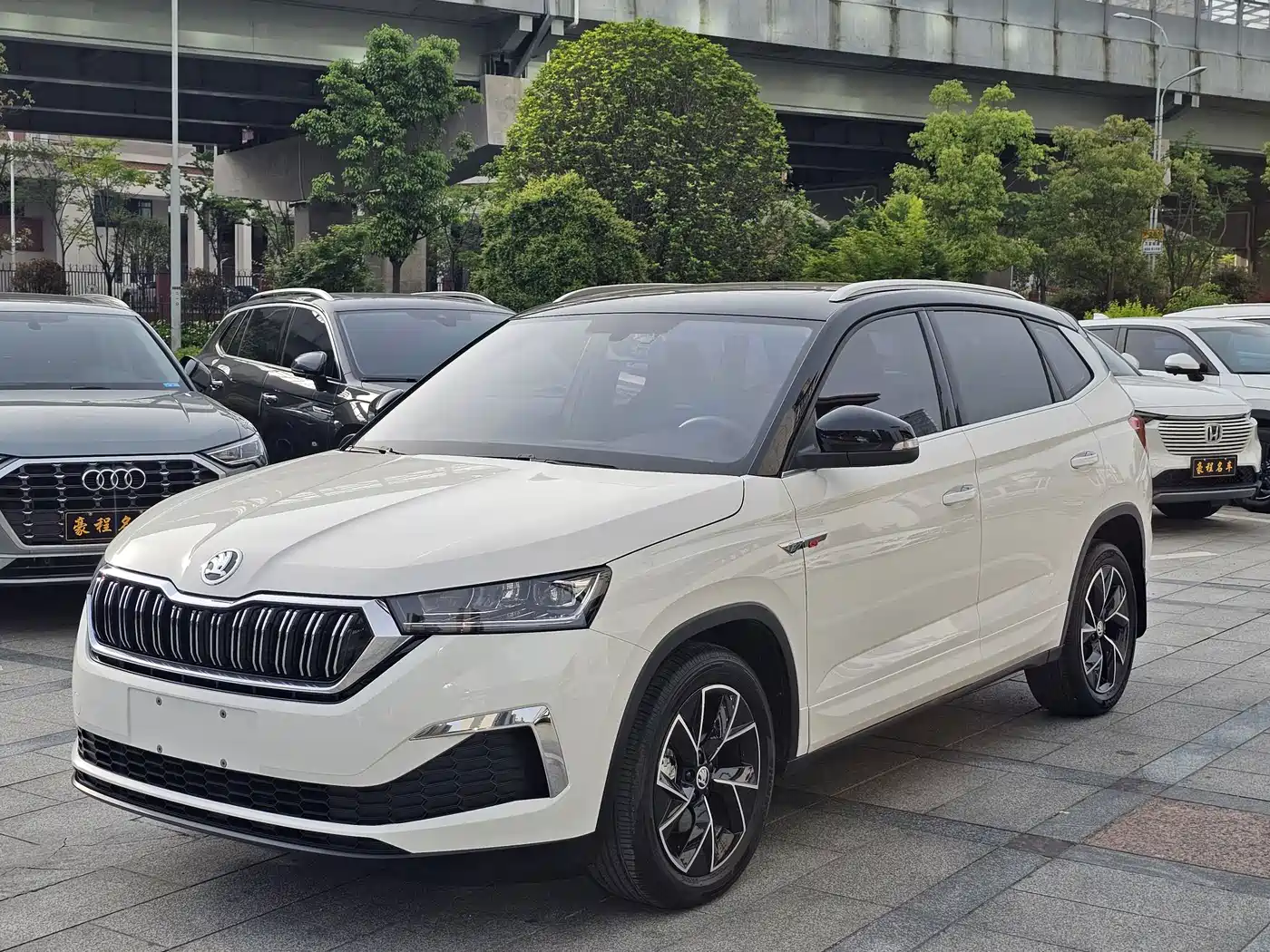 Škoda Kamiq 2021 GT TSI230 DSG Flagship Edition