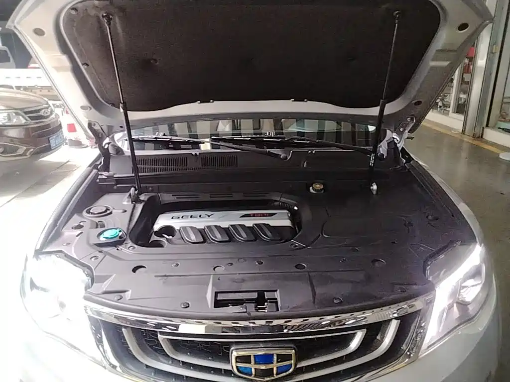 Фото 20 - Geely Boyue