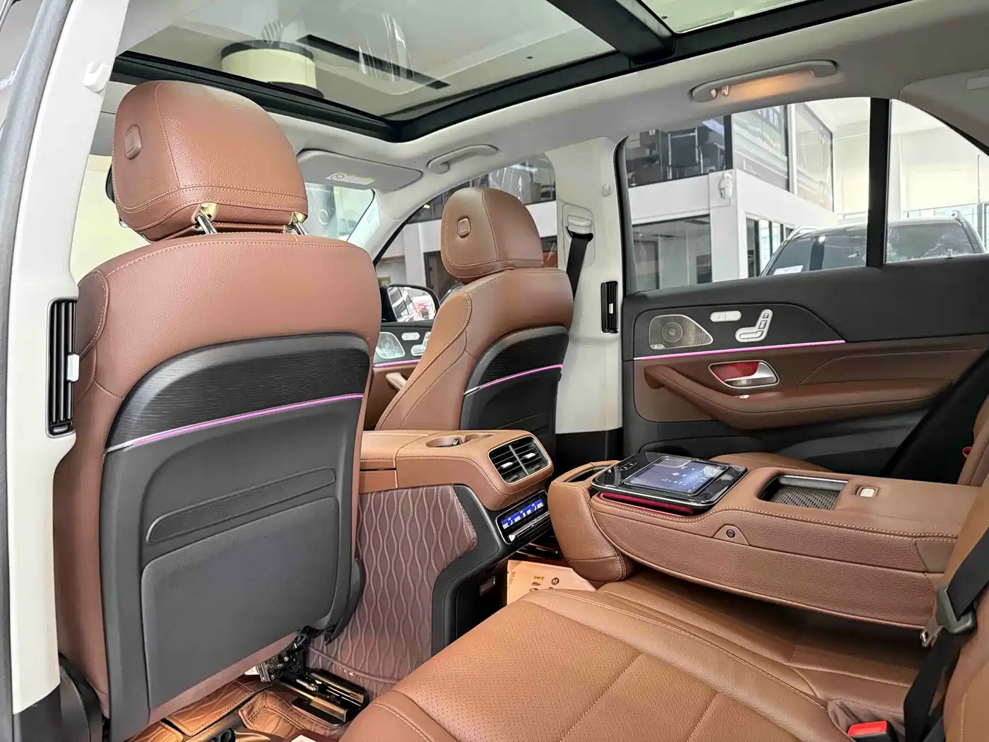 Mercedes-Benz GLE 2024 GLE 450 4MATIC Luxury фото 10