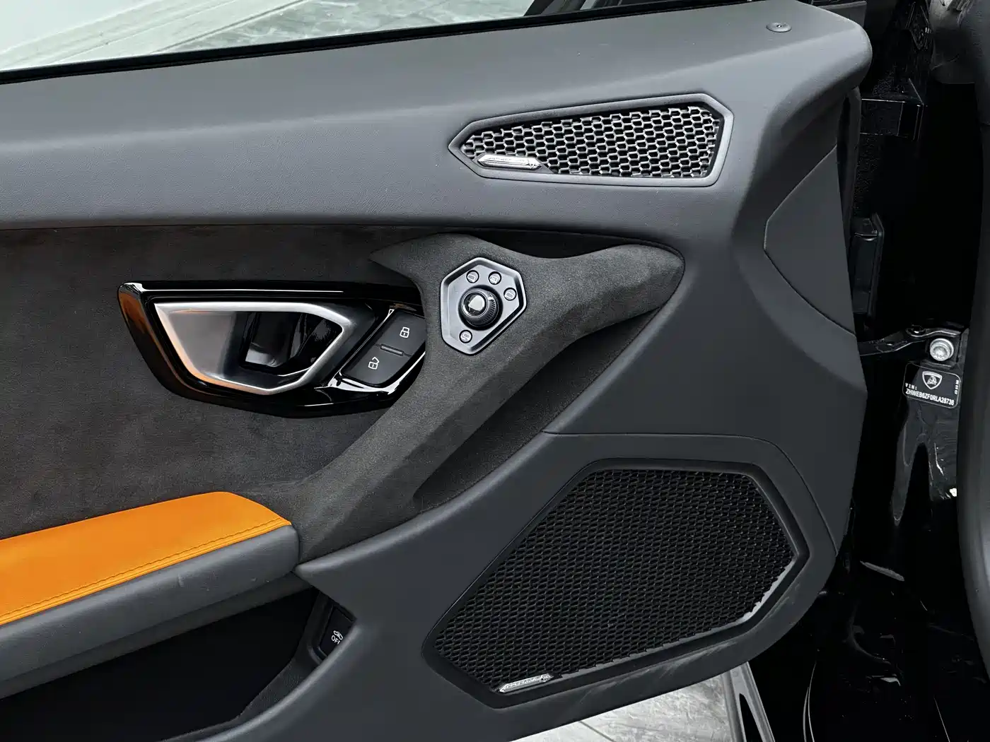 LAMBORGHINI HURACÁN