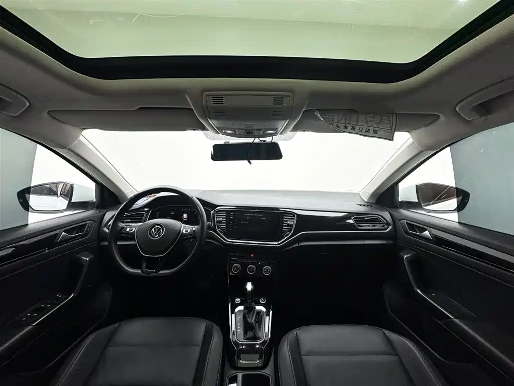 Volkswagen T-ROC 2021 280TSI DSG 2WD Comfort Connected фото 23