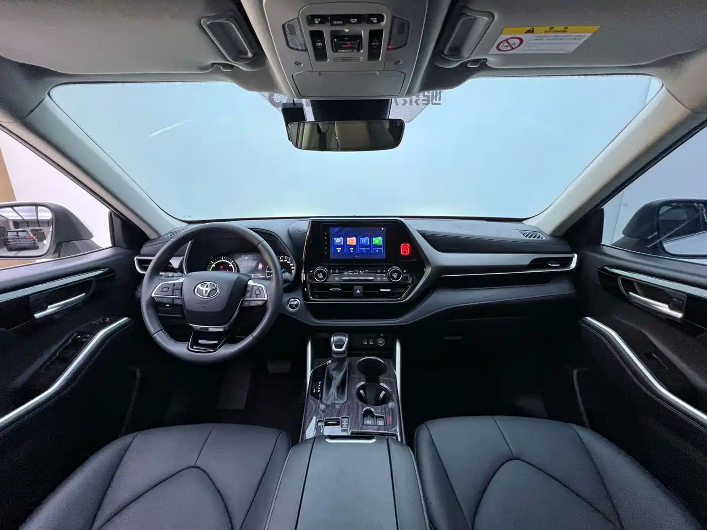 Фото 8 - Toyota Highlander