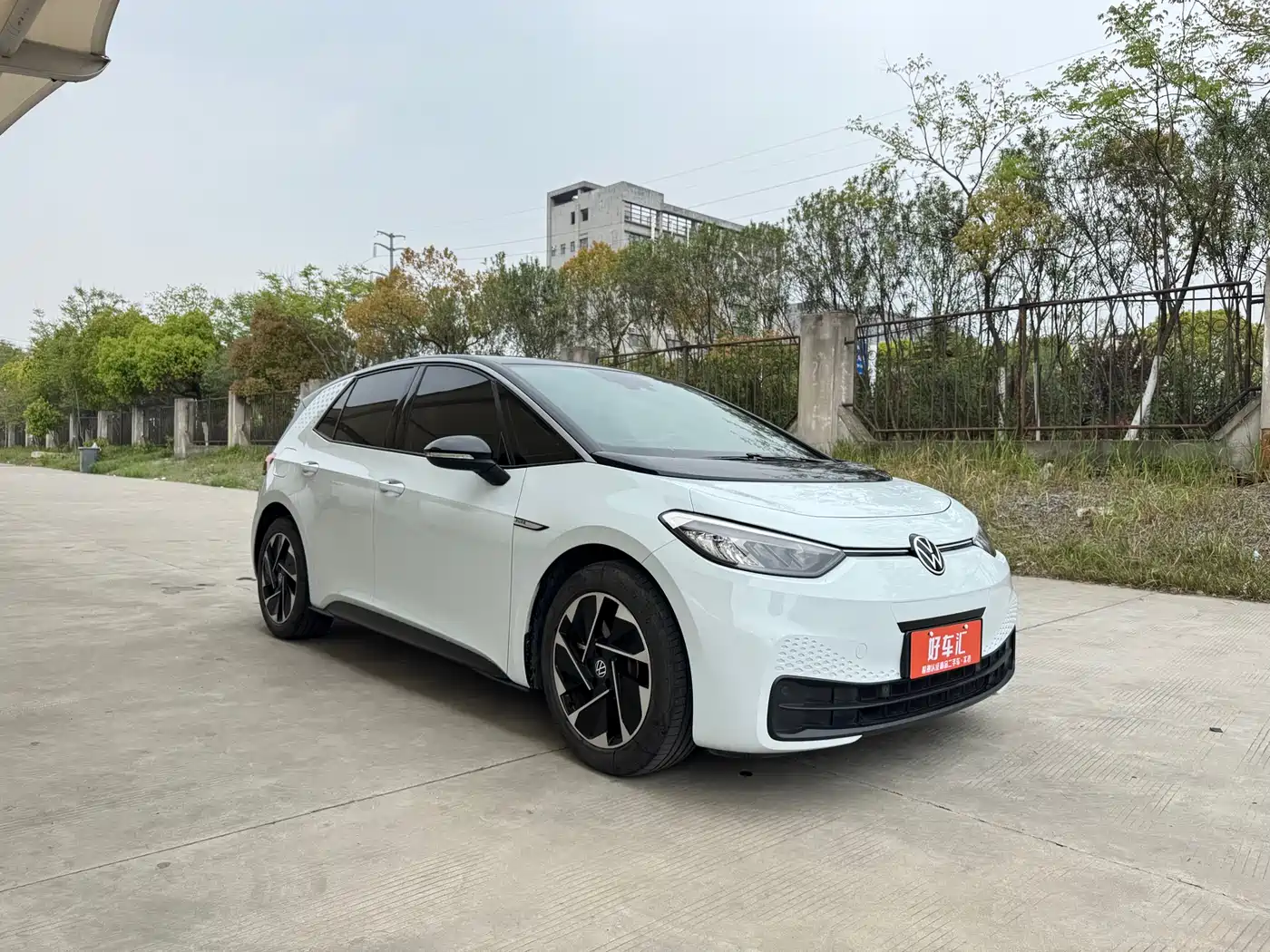 Volkswagen ID.3 2023 Upgraded Pure Intelligence Edition фото 3