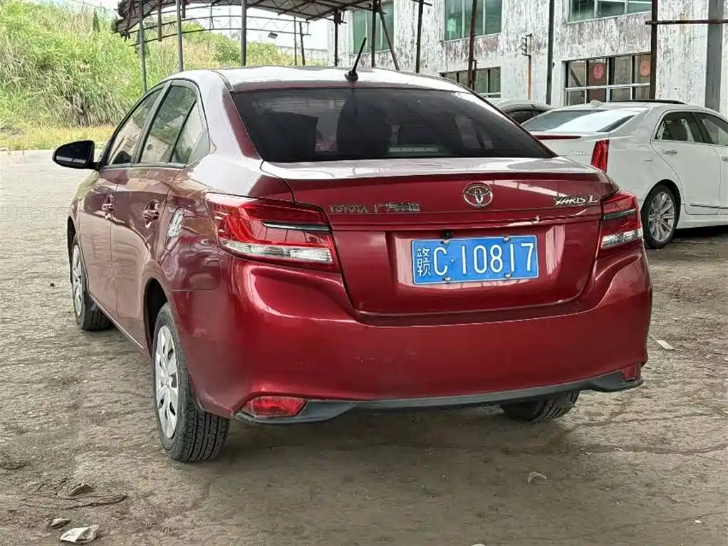 Toyota YARiS L Zhi Xiang 2017 1.5E CVT Charming Edition фото 4