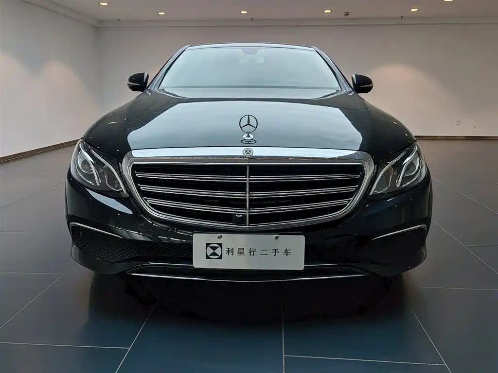 Mercedes-Benz E-Class 2019 E 300 L Fashion фото 3