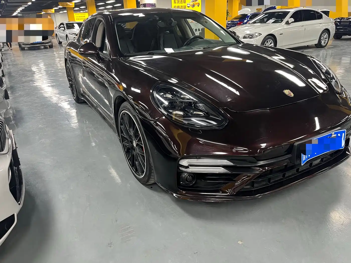 Porsche Panamera 2010 Panamera 3.6L фото 3