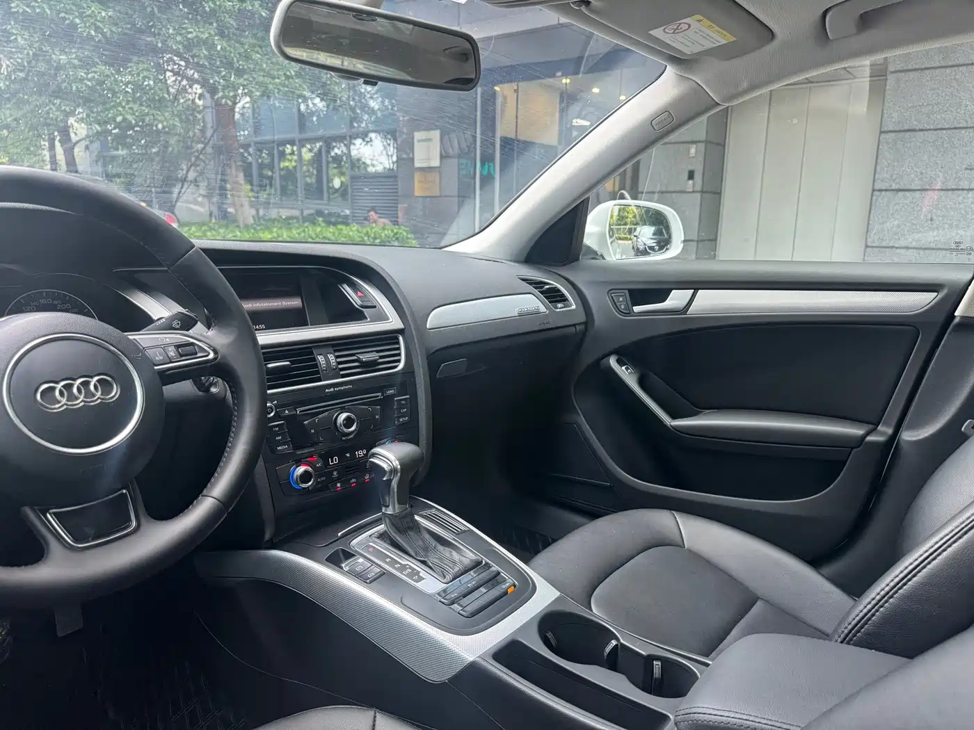 Audi A4L 2015 35 TFSI Auto Standard фото 15