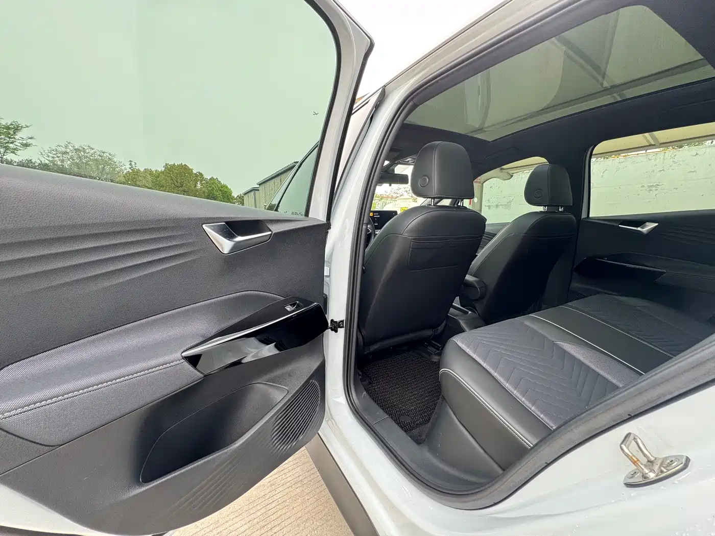 Volkswagen ID.3 2023 Upgraded Pure Intelligence Edition фото 15