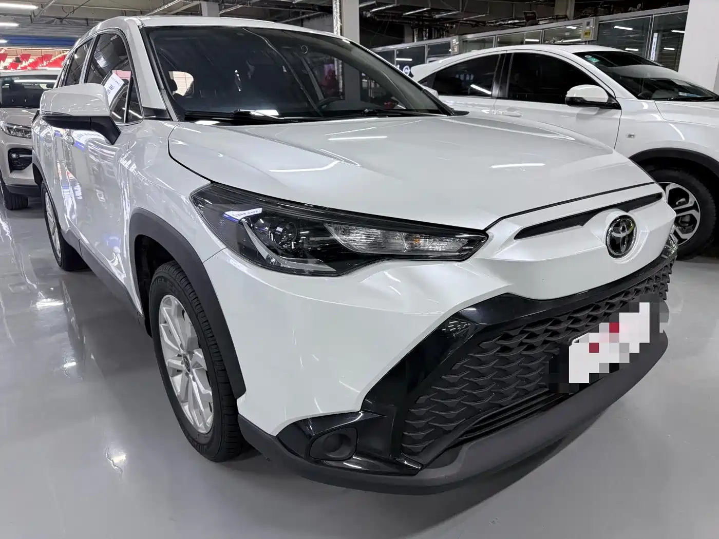 Toyota Frontlander 2023 2.0L CVT Sport Edition фото 3