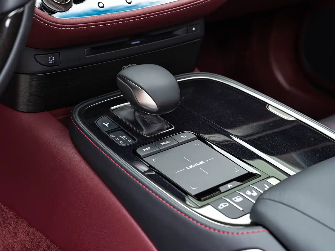 Lexus LS 2021 500h Executive Edition фото 15