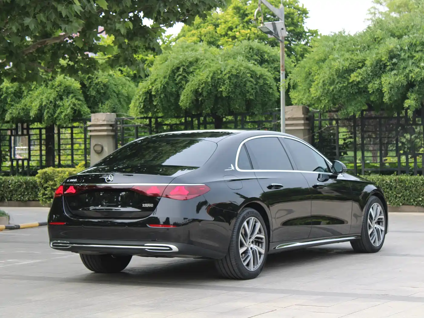 Mercedes-Benz E-Class 2024 Facelift E 300 L Fashion фото 7