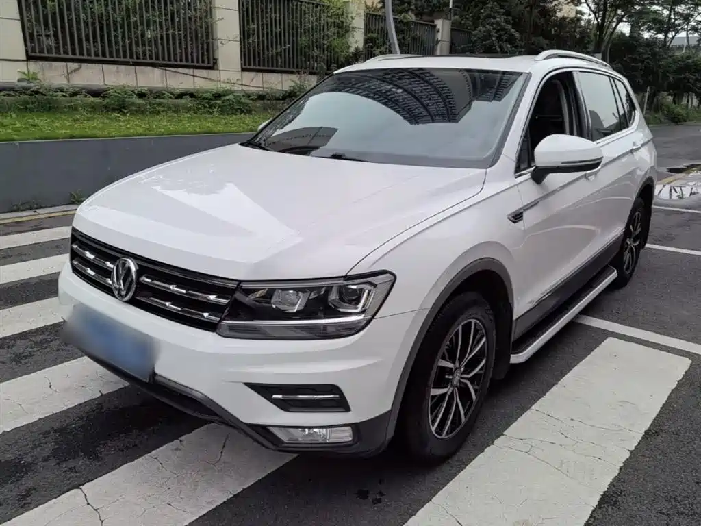 Volkswagen Tiguan L 2018 Facelift 330TSI Automatic 2WD Luxury Edition