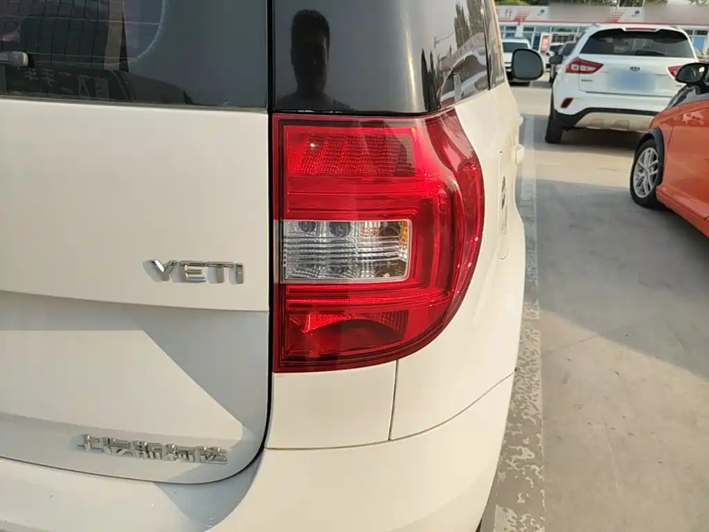 صورة 8 - Škoda Yeti