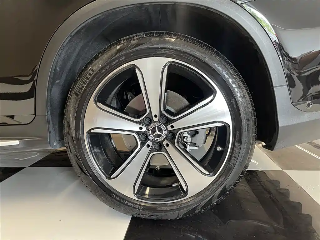 Mercedes-Benz GLC 2022 Facelift GLC 300 L 4MATIC Dynamic Collector's Edition фото 11