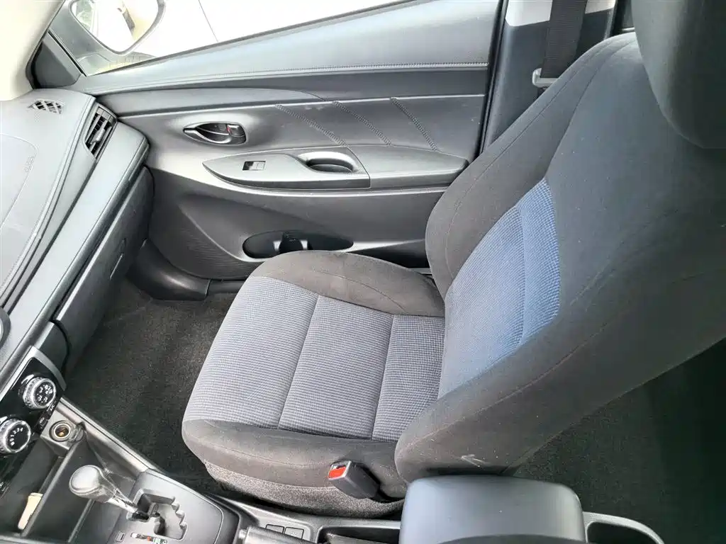 Toyota YARiS L Zhi Xiang 2018 1.5E CVT Champion Limited Edition фото 10