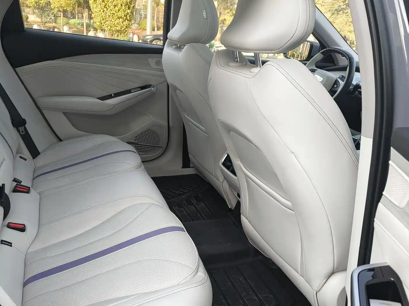 GEELY AUTOMOBILE XINGRUI