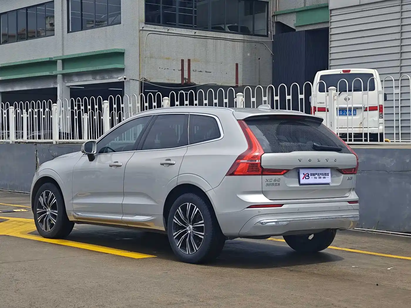 VOLVO XC60