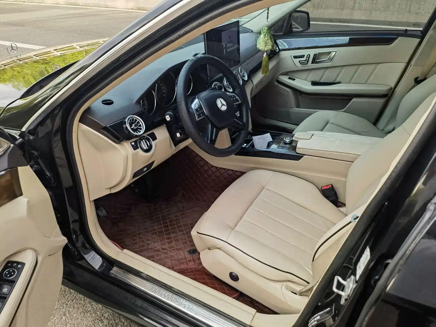 Mercedes-Benz E-Class 2014 E 260 L Luxury Class фото 7