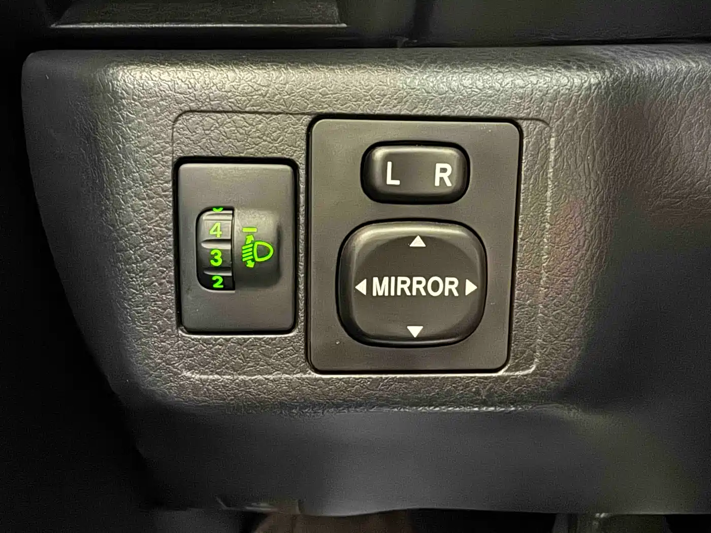 Toyota YARiS L Zhi Xuan 2021 Zhi Xuan X 1.5L CVT Premium Edition фото 11