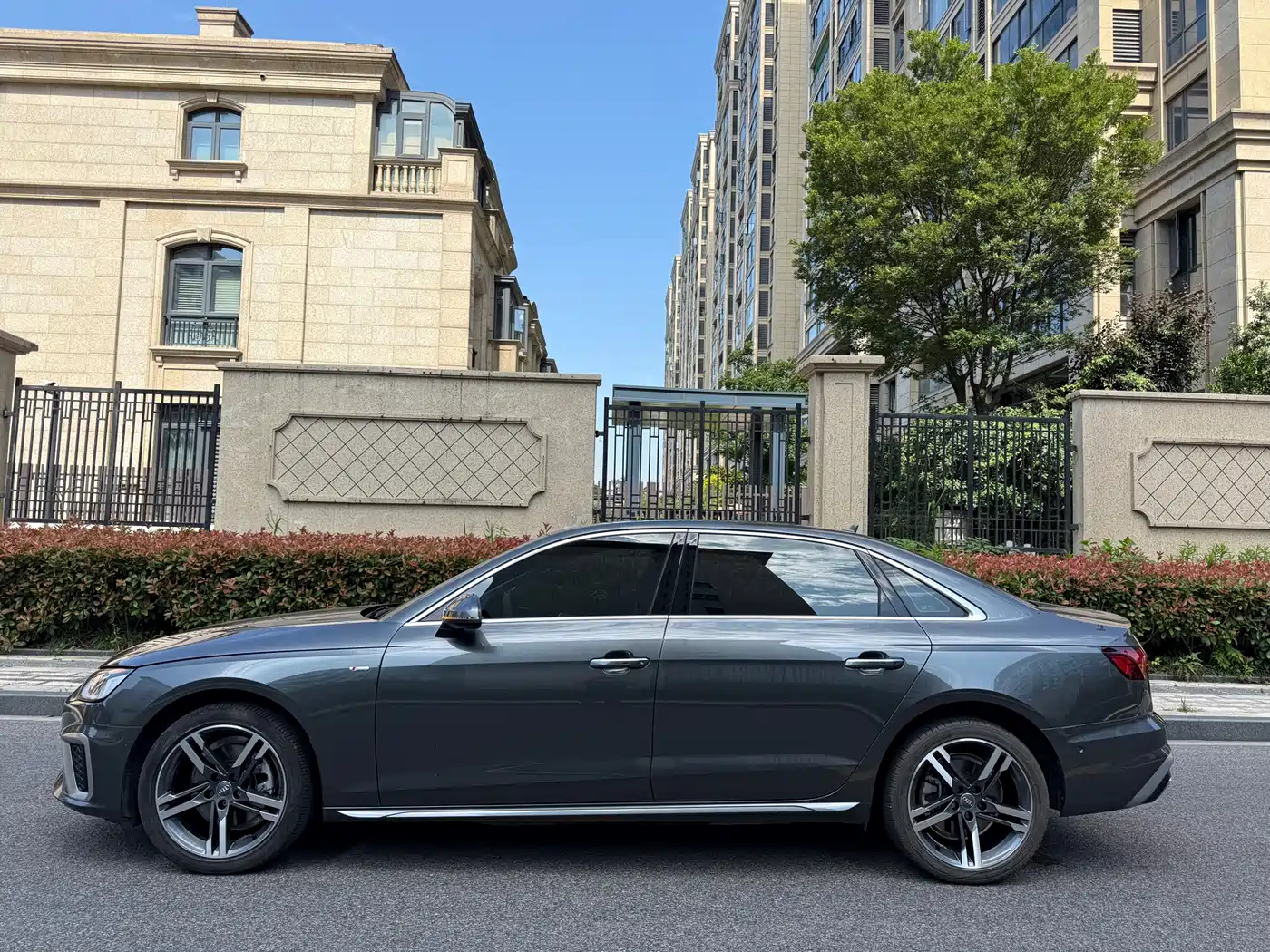 Audi A4L 2020 40 TFSI Luxury Dynamic фото 8