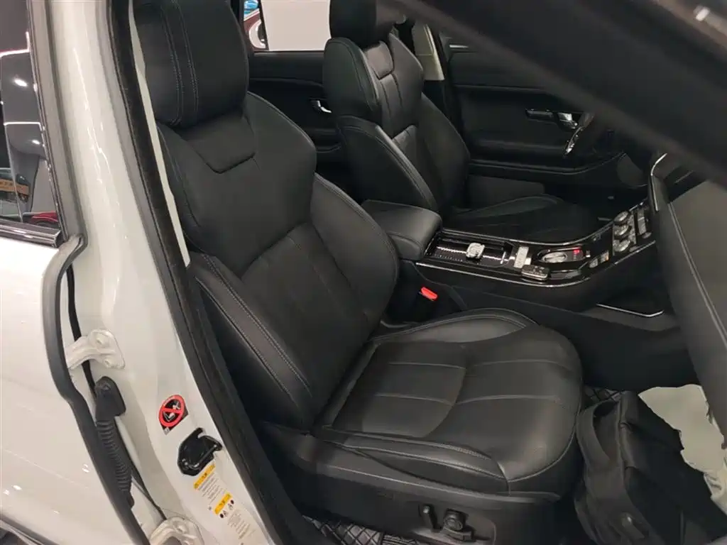 Land Rover Range Rover Evoque 2017 2.0T SE PLUS Smart Enjoy Edition фото 25