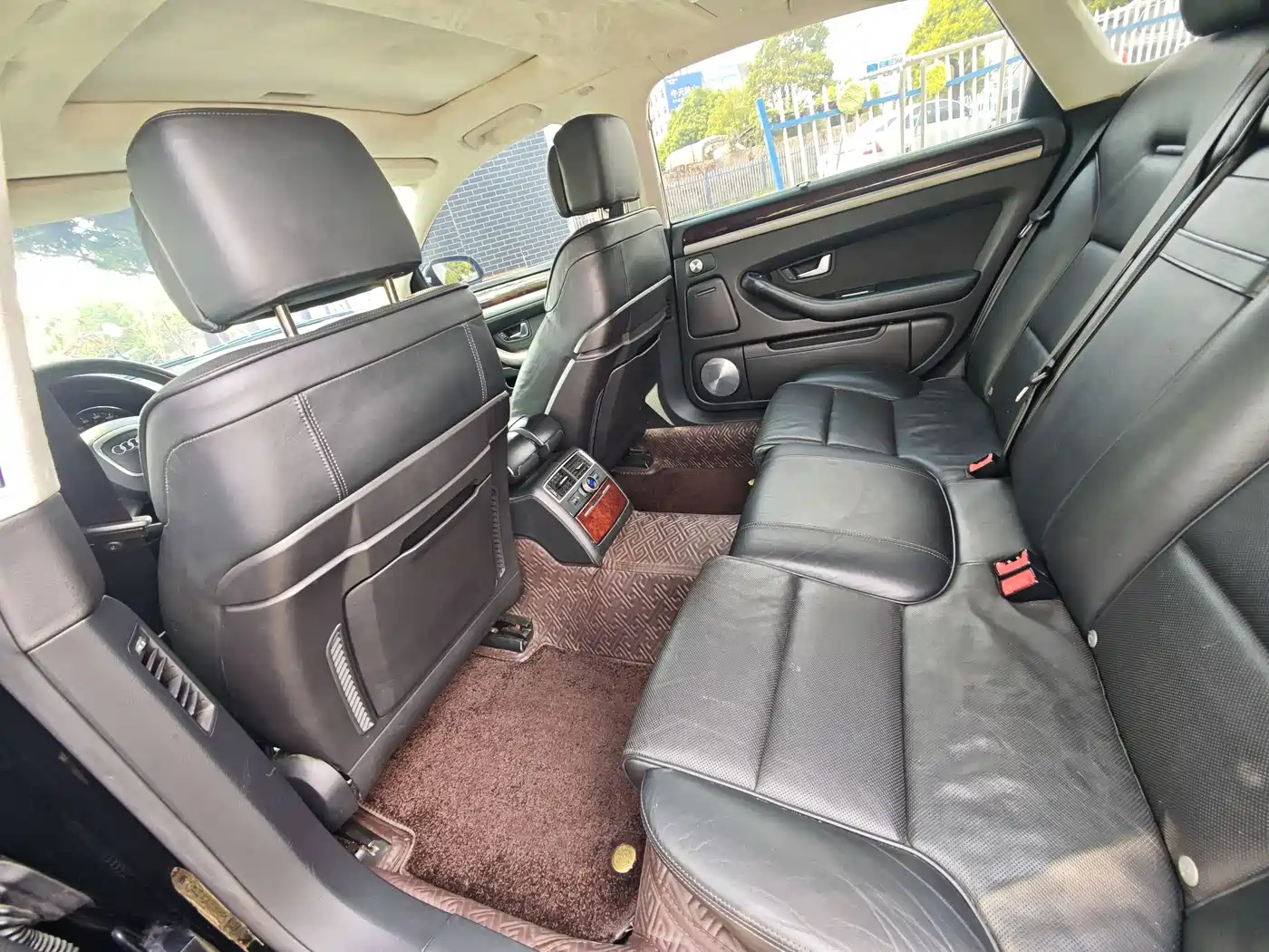 Audi A8 2008 A8L 4.2 FSI Prestige фото 11