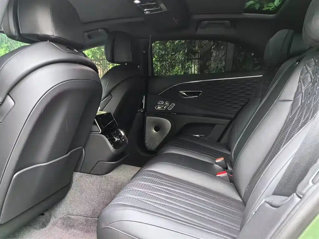 BENTLEY FLYING SPUR PLUG IN HYBRID