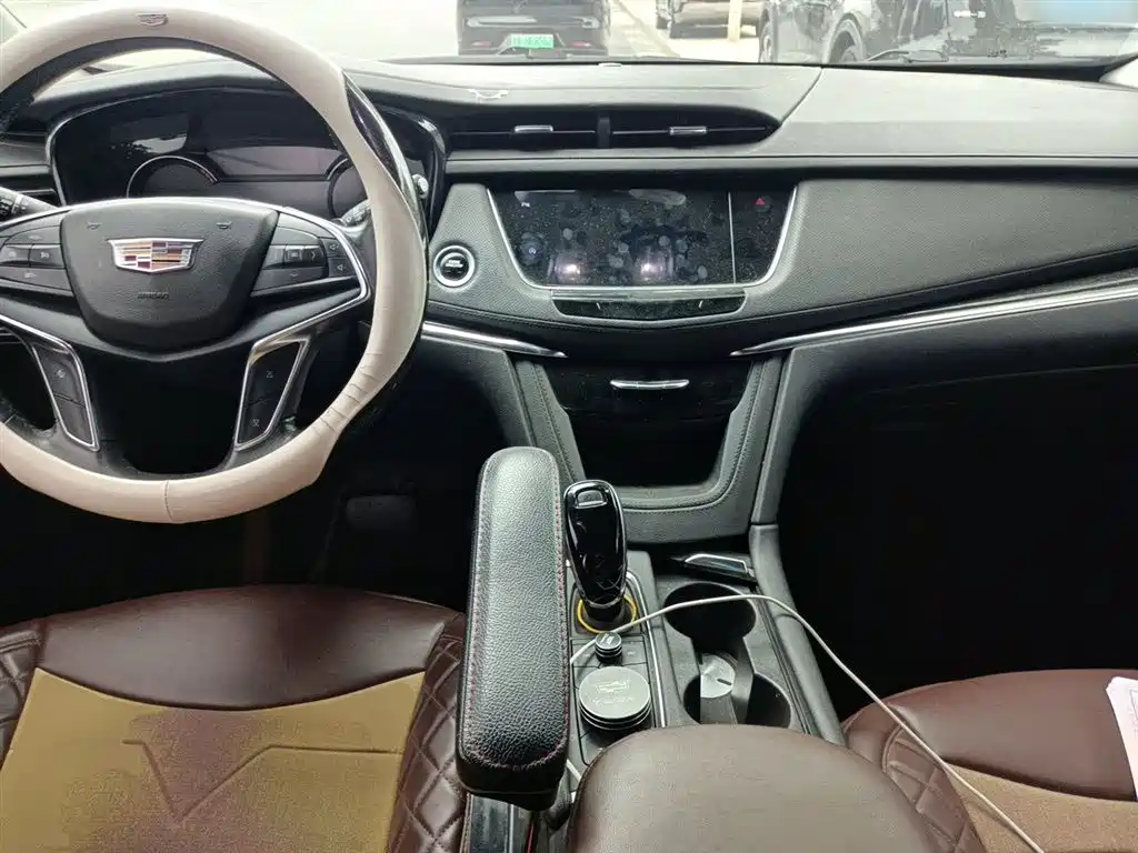 Cadillac XT5 2020 Facelift 28T Luxury Model фото 6