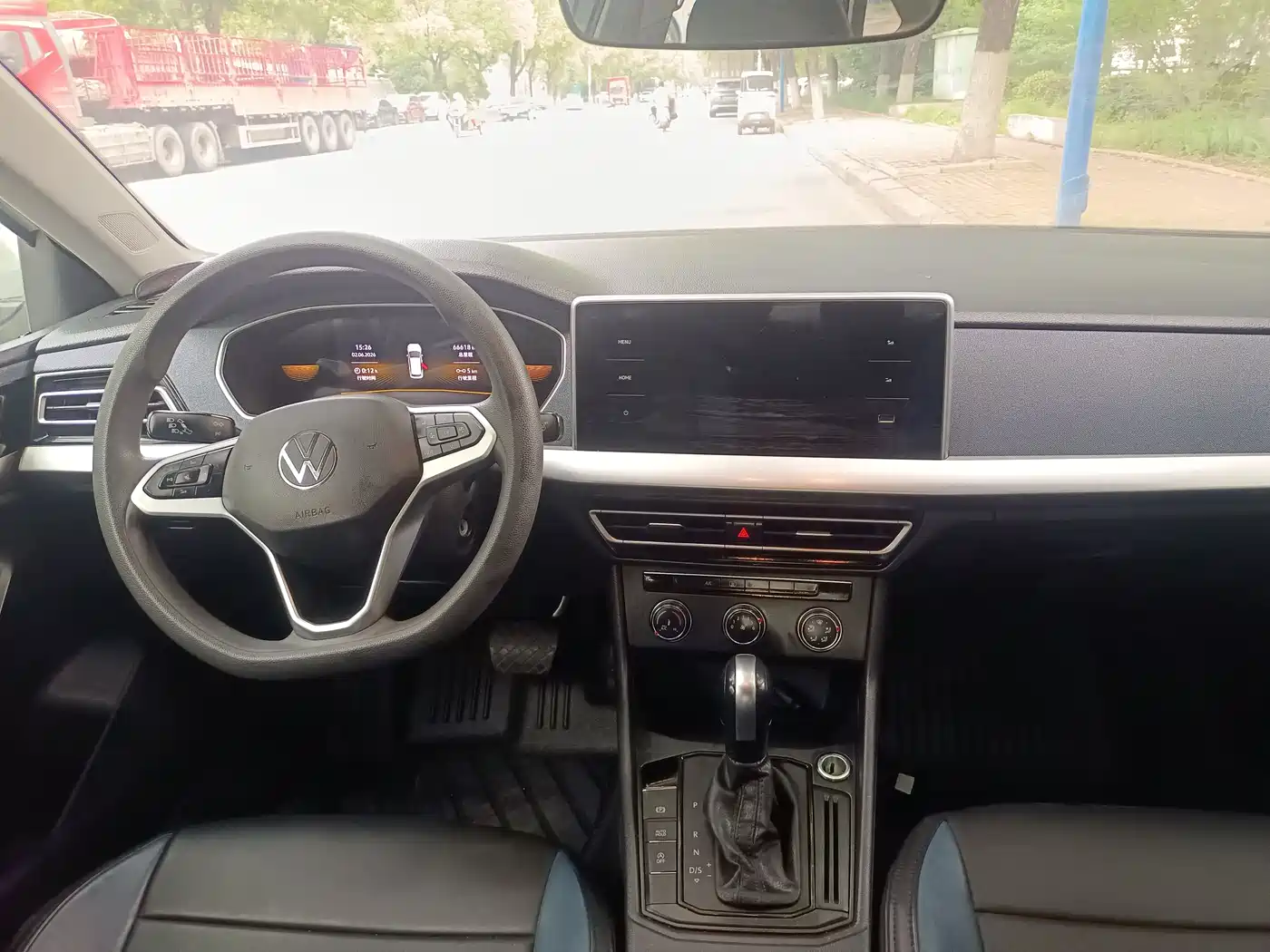 Volkswagen Lavida 2024 Model 1.5L Automatic Delight Edition фото 5