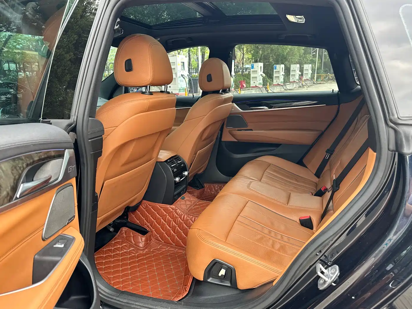 BMW 6 Series GT 2020 630i M Sport Package фото 5