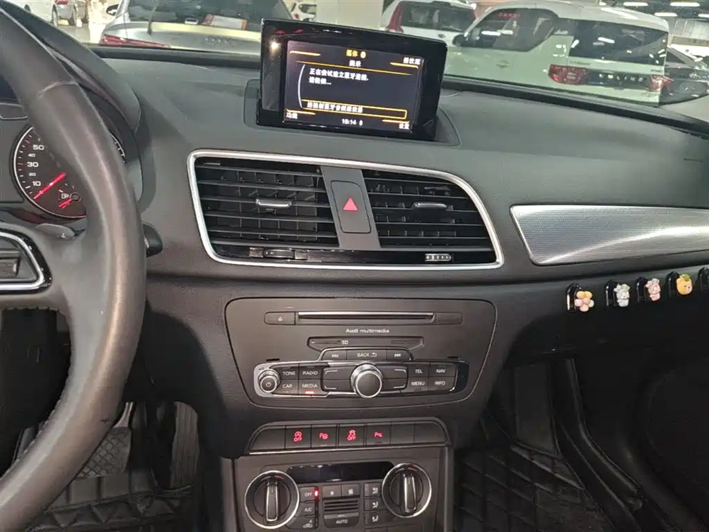 Audi Q3 2017 35 TFSI Style фото 13