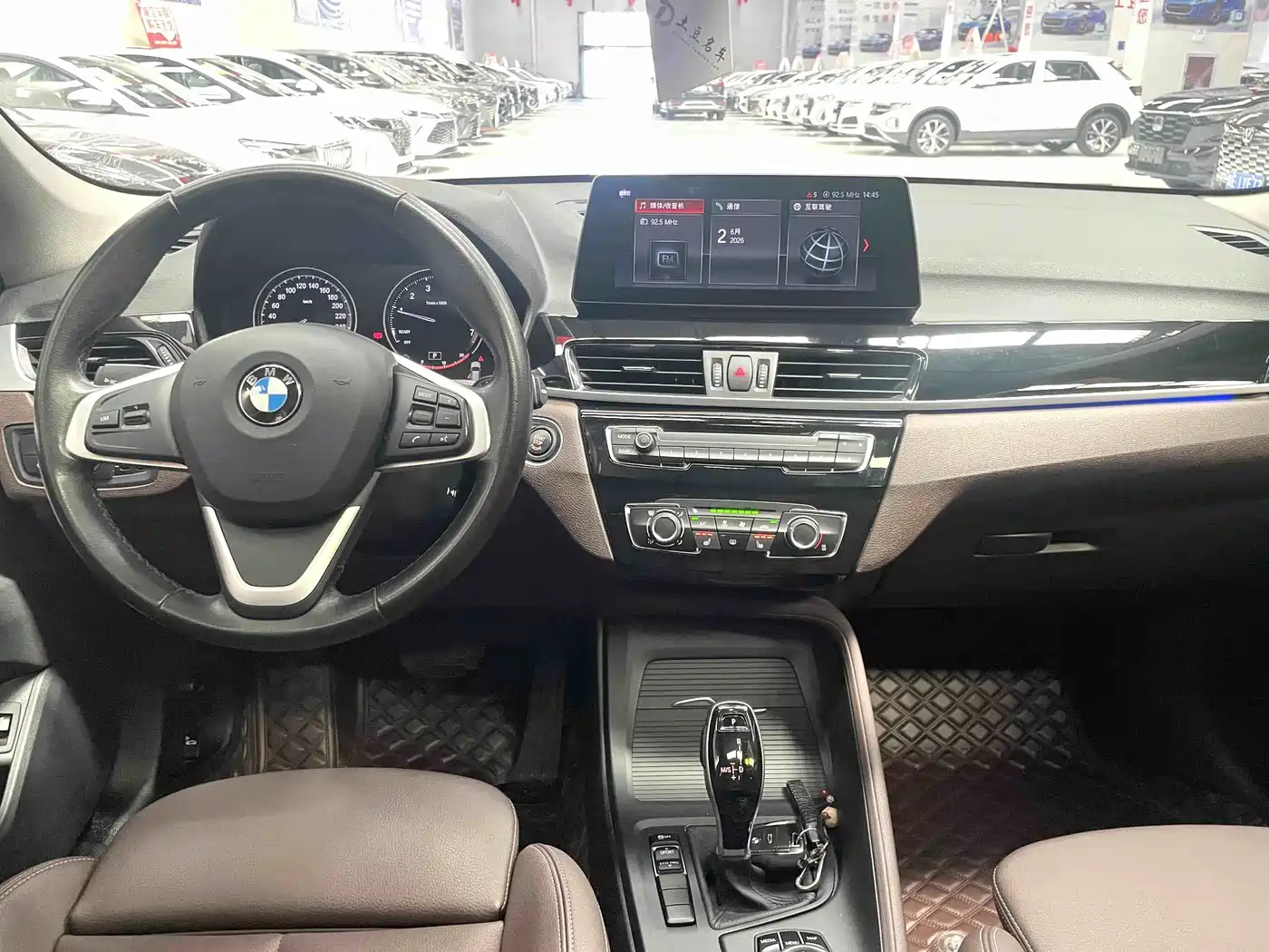 BMW X1 2022 sDrive20Li Fashion фото 8