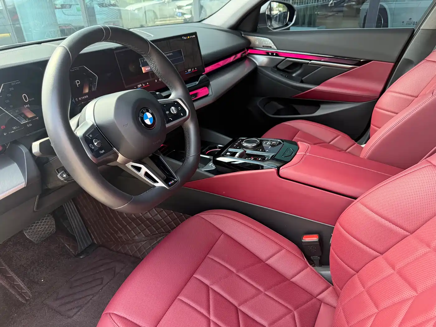 BMW 5 Series 2024 530Li Leading M Sport Package фото 4