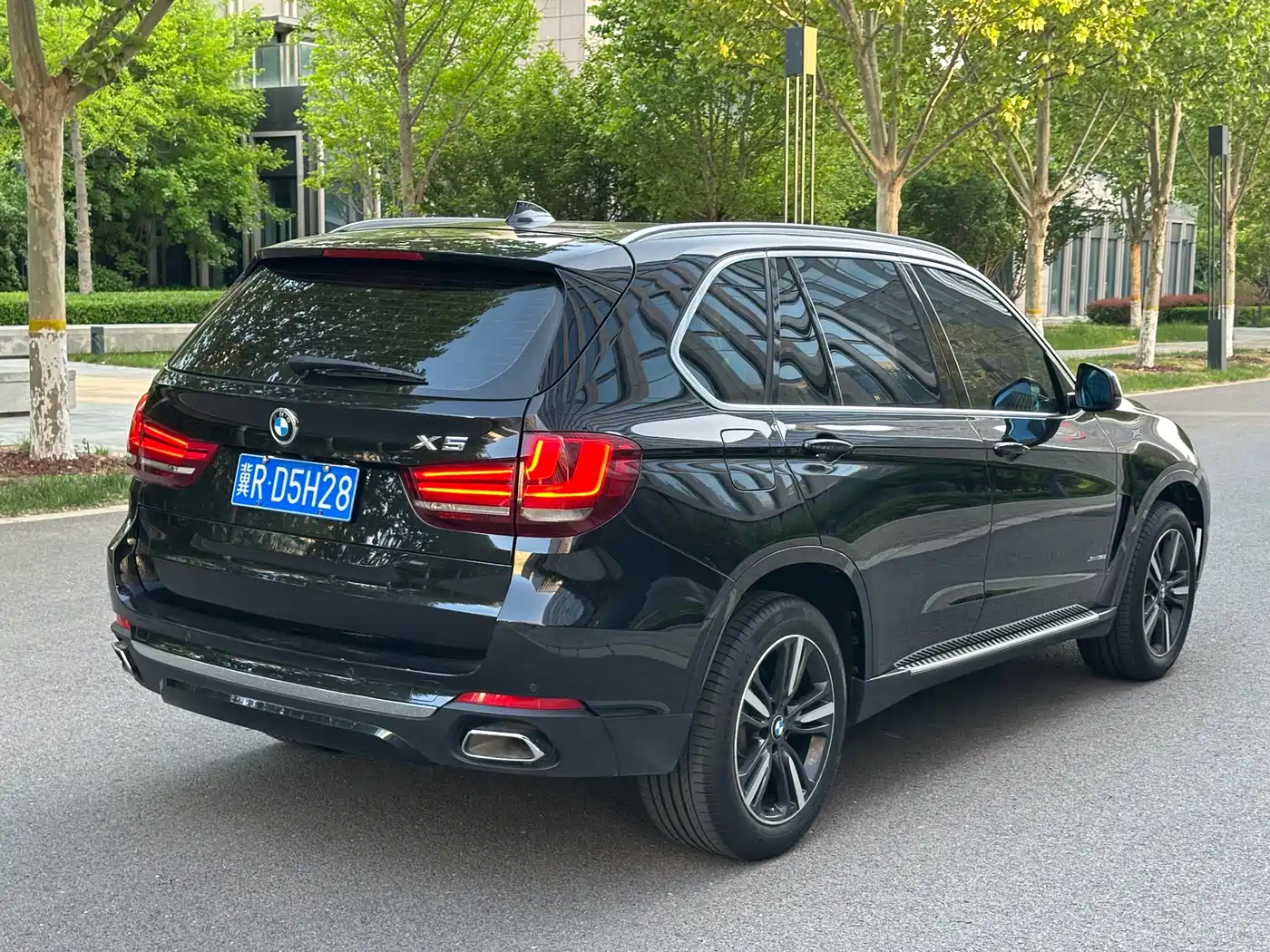BMW X5 (Import) 2017 xDrive35i Elegance фото 4