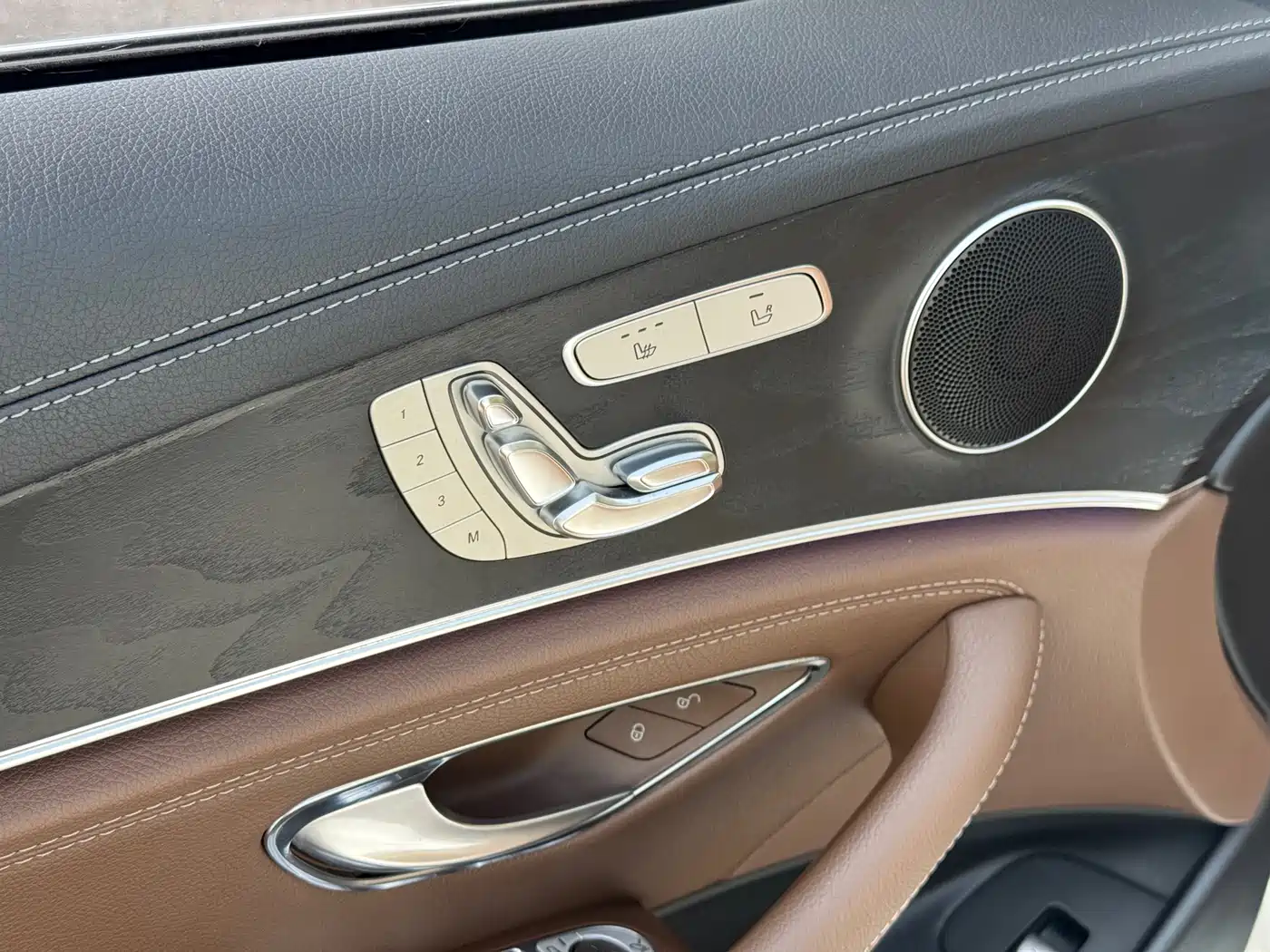 Mercedes-Benz E-Class 2018 E 300 L Sport Luxury фото 6