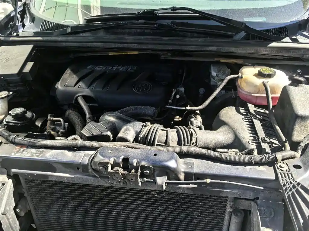 Buick GL8 2014 2.4L Classic Edition фото 9
