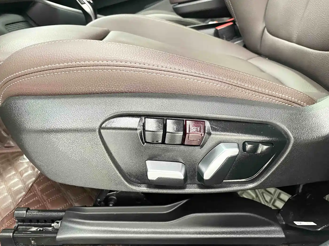 BMW X1 2022 sDrive20Li Fashion фото 9
