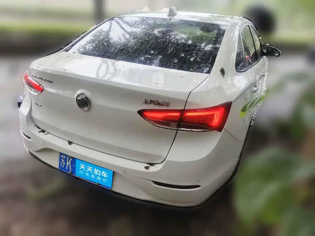 Фото 2 - Buick Excelle